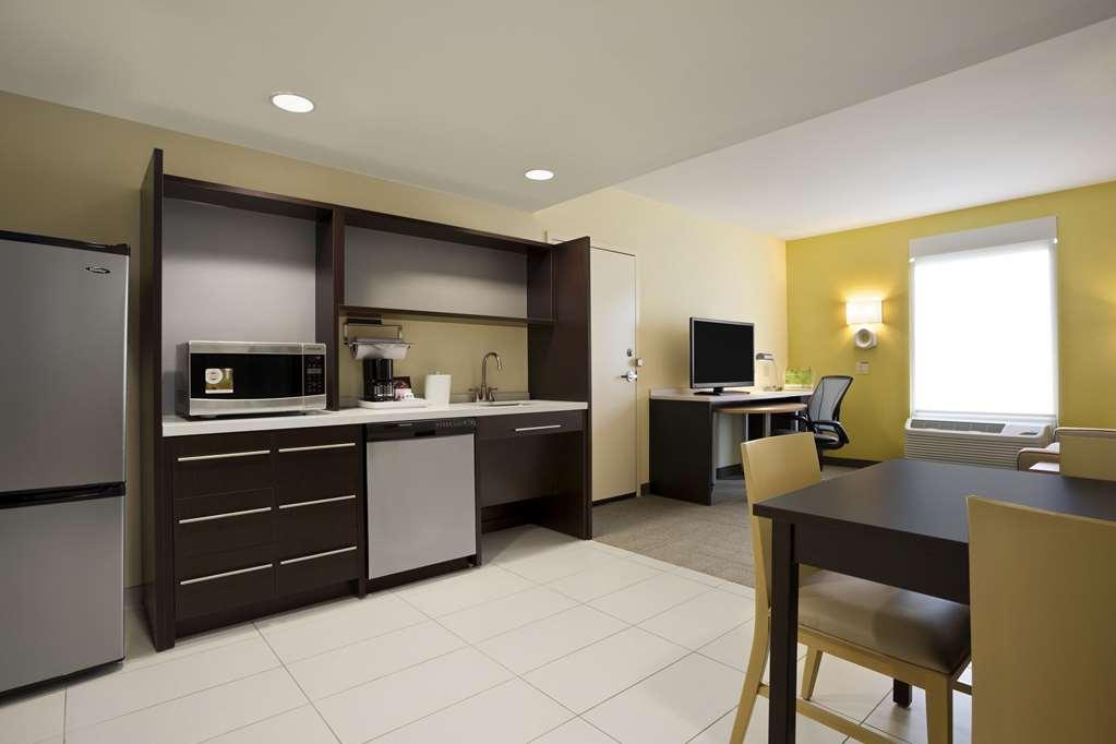 Home2 Suites By Hilton Greensboro Airport, Nc Стая снимка